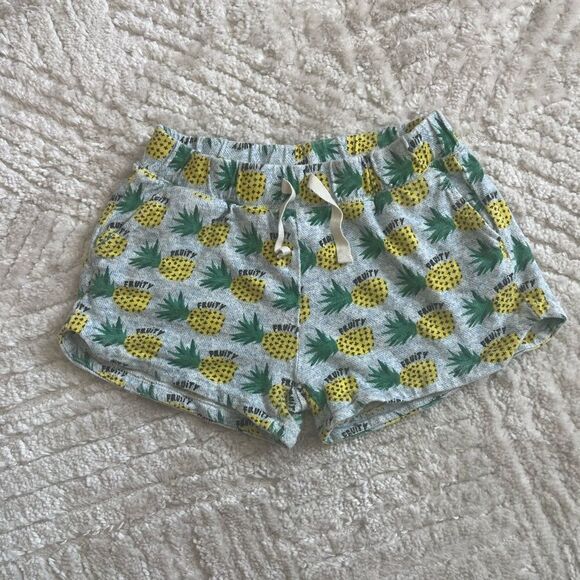 Zara Girl 100 % cotton Shorts size 7 Y - Picture 1 of 3